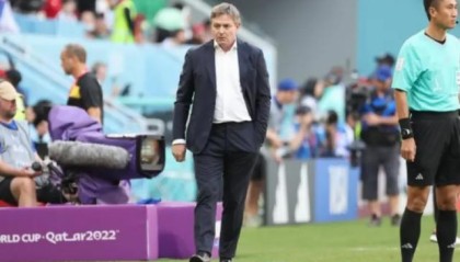 ewc电竞世界杯-暴躁老哥!前重庆主教练领跑本届世界杯红黄牌榜