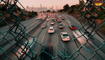 半岛体育：海风与汗水交织的生活方式